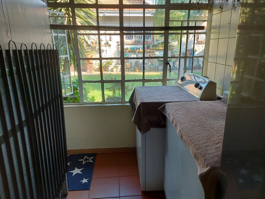 16 Bedroom Property for Sale in Oos Einde North West